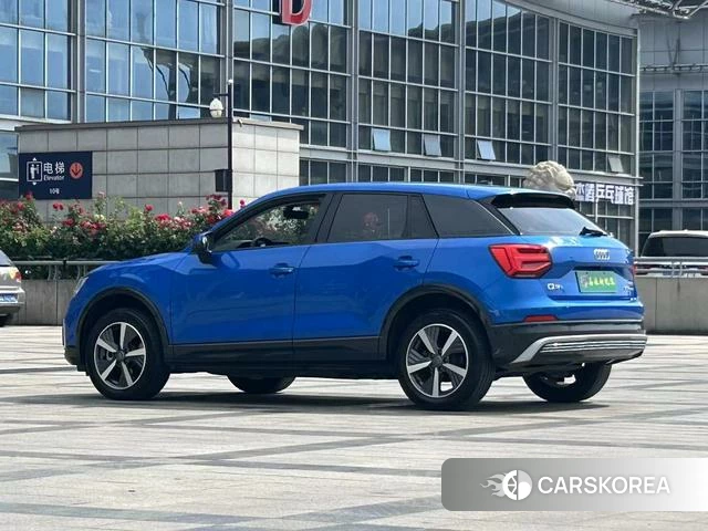 Audi Q2L 2021 Синий из Китая, фото 4