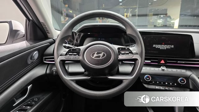 Hyundai The New Avante (CN7) 2023 Белый из Кореи, фото 4