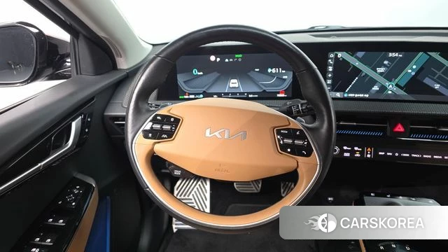 Kia EV6 2023 Черный из Кореи, фото 4