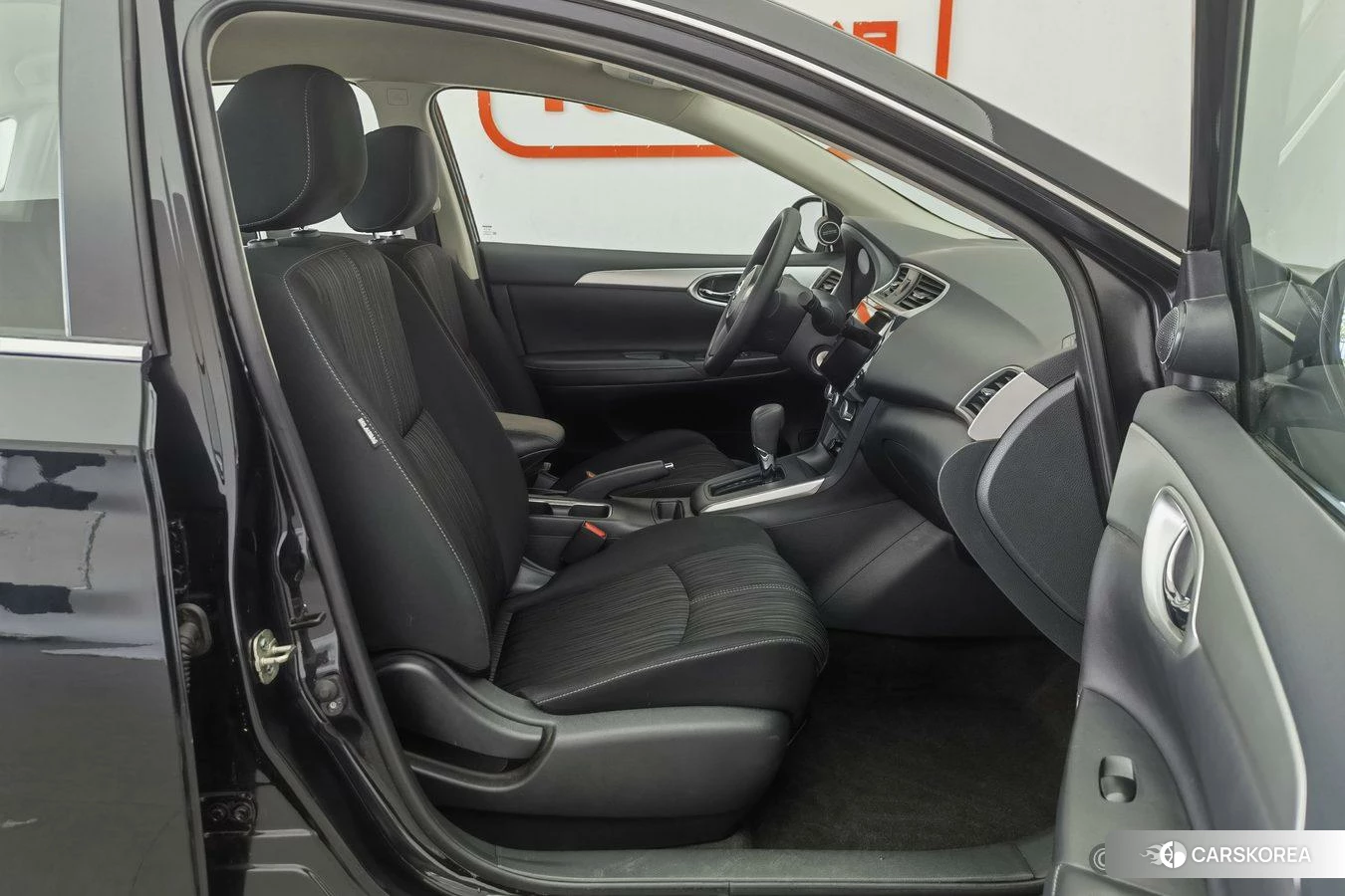 Nissan Sylphy 2021 Черный из Китая, фото 4