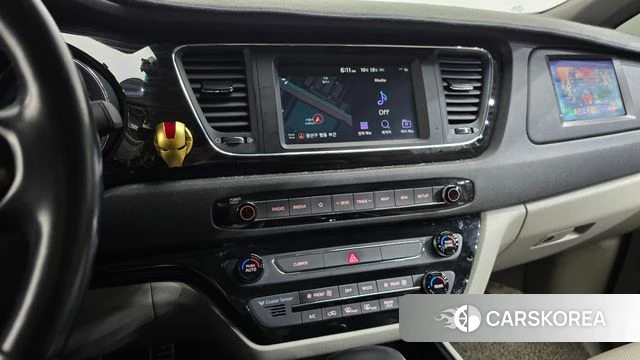 Kia The New Carnival 2018 Белый из Кореи, фото 4