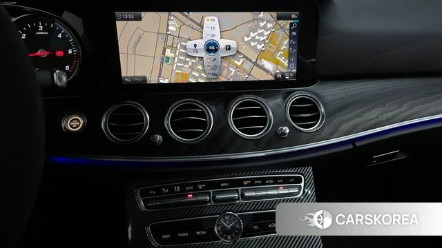 Mercedes-Benz E-Class W213 2018 Белый из Кореи, фото 4