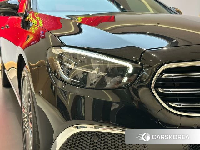 Mercedes-Benz E-Class 2021 Черный из Китая, фото 4