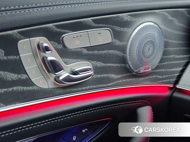 Mercedes-Benz E-Class 2021 Черный из Китая, фото 4