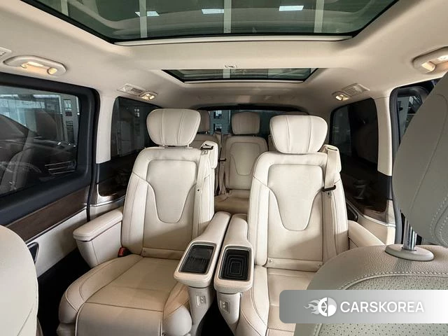 Mercedes-Benz V-Class 2022 Синий из Китая, фото 4