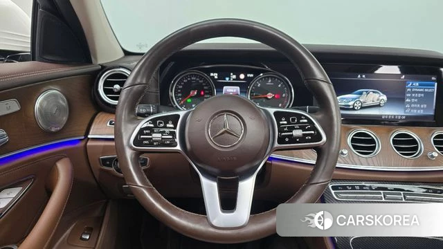 Mercedes-Benz E-Class W213 2019 Белый из Кореи, фото 4