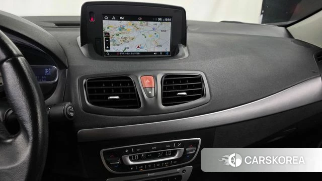Renault Korea (Samsung) SM3 Neo 2019 Серебряный из Кореи, фото 4