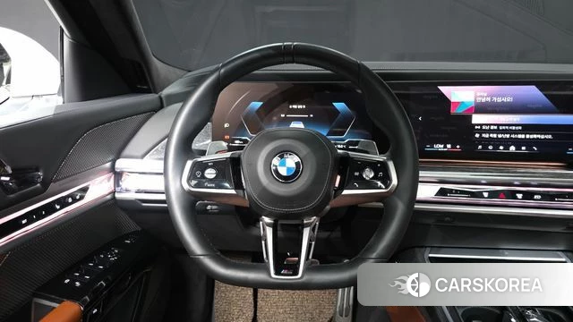 BMW 7 Series (G70) 2023 Белый из Кореи, фото 4