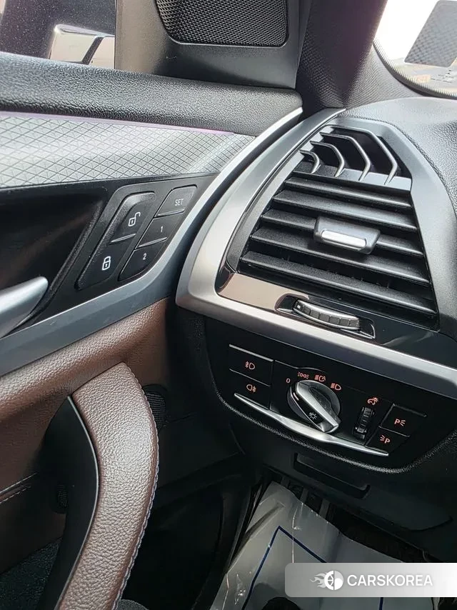 BMW X4 (G02) 2020 Черный двухцветный из Кореи, фото 4