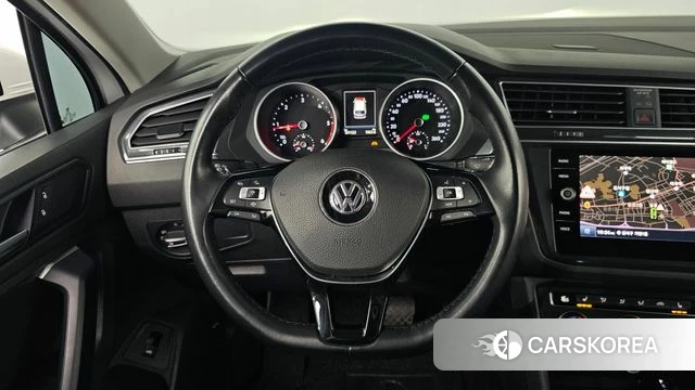 Volkswagen Tiguan second Generation 2020 Белый из Кореи, фото 4