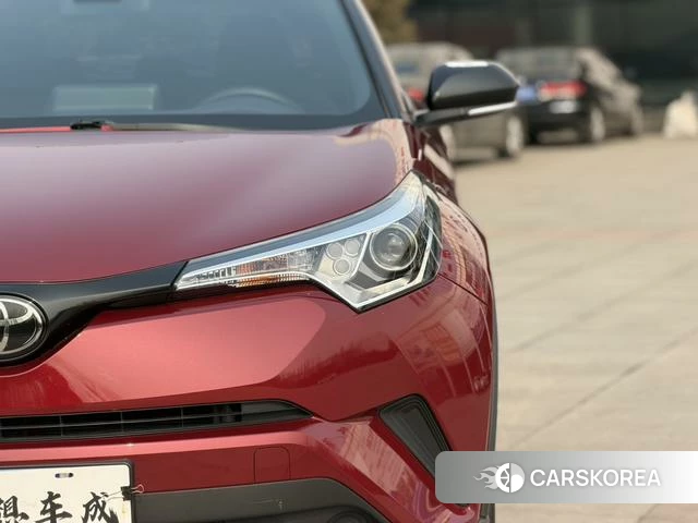 Toyota IZOA 2021 Красный из Китая, фото 4