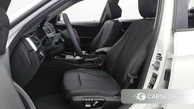 BMW 3 Series (F30) 2018 Белый из Кореи, фото 4
