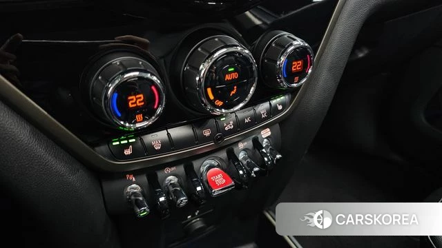 Mini Cooper Countryman 2022 Небесно-голубой из Кореи, фото 4