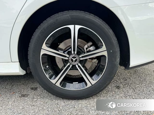 Mercedes-Benz A-Class 2023 Белый из Китая, фото 4