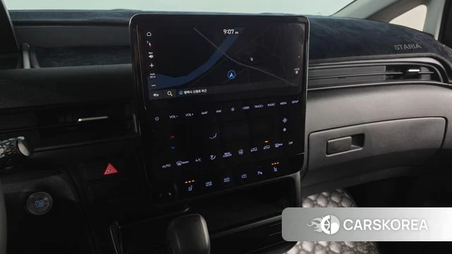 Hyundai Staria 2025 Белый из Кореи, фото 4