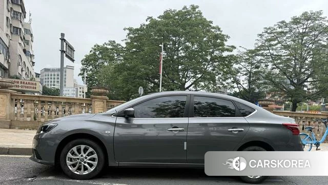 Nissan Sylphy 2025 Темно-серый из Китая, фото 4