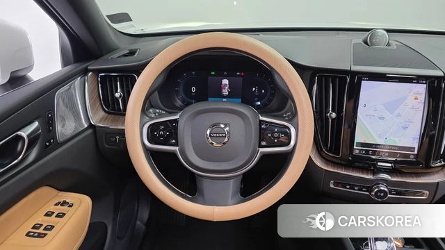 Volvo XC60 second Generation 2021 Белый из Кореи, фото 4