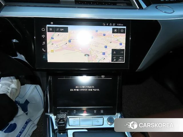 Audi e-Tron 2021 Белый из Кореи, фото 4