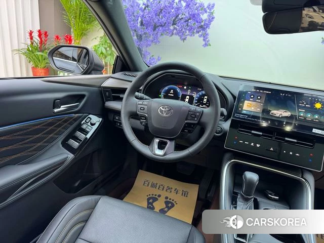 Toyota Avalon 2025 Черный из Китая, фото 4