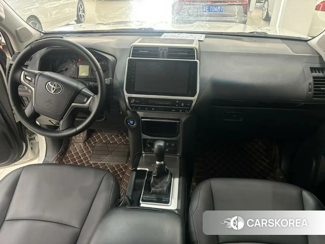 Toyota Land Cruiser 2020 Белый из Китая, фото 4