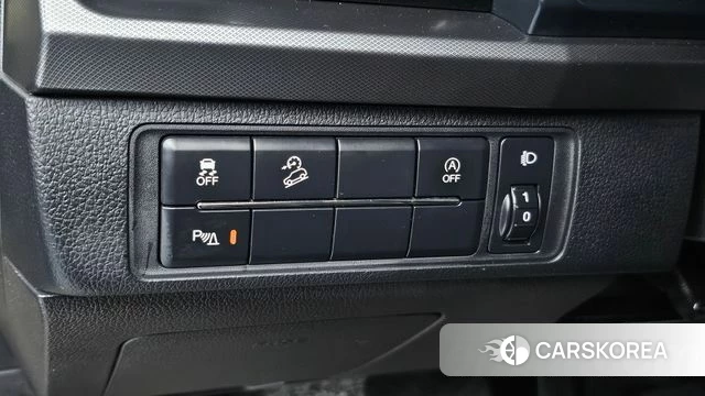 Ssangyong The New Rexton Sport 2023 Жемчужный цвет из Кореи, фото 4