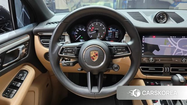 Porsche Macan 2023 Черный из Кореи, фото 4