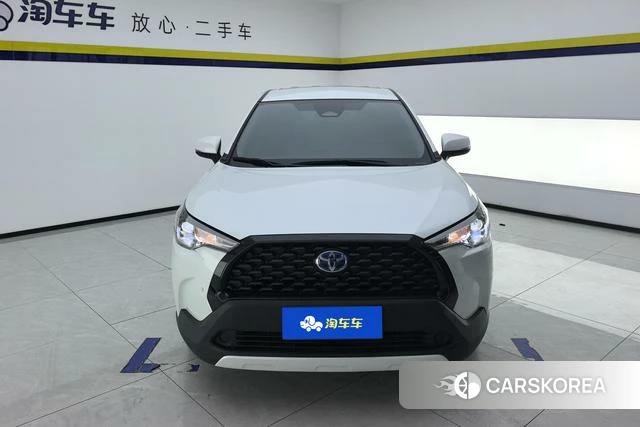 Toyota Corolla 2024 Белый из Китая, фото 4