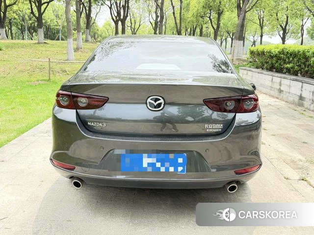 Mazda 3 2021 Серебристо-серый из Китая, фото 4