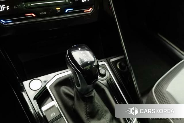 Volkswagen Tayron 2021 Белый из Китая, фото 4