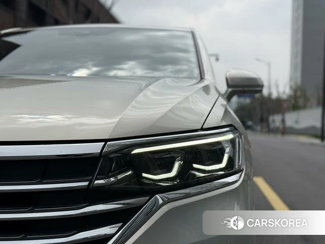 Volkswagen Viloran 2022 Серебристо-серый из Китая, фото 4