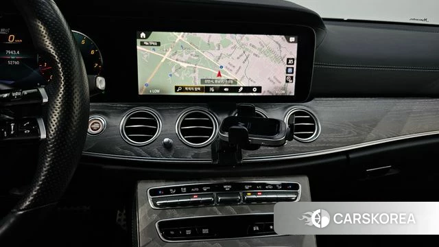 Mercedes-Benz E-Class W213 2021 Серый из Кореи, фото 4