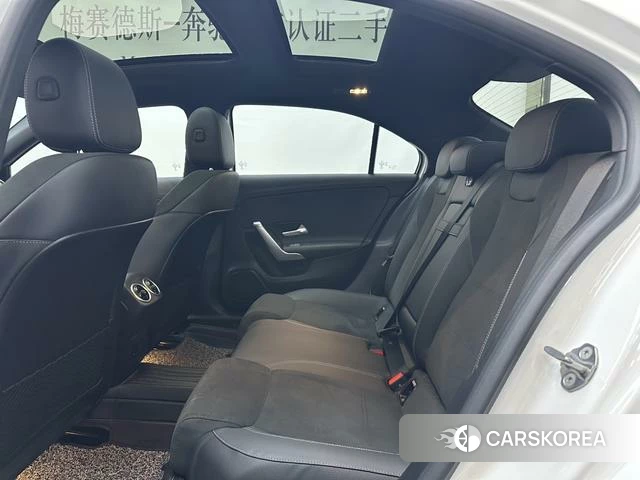 Mercedes-Benz A-Class 2023 Белый из Китая, фото 4
