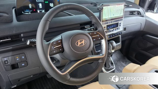 Hyundai Staria 2025 Белый из Кореи, фото 4