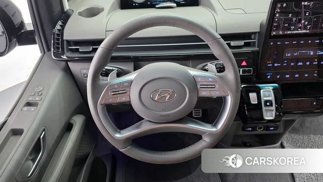 Hyundai Staria 2023 Черный из Кореи, фото 4