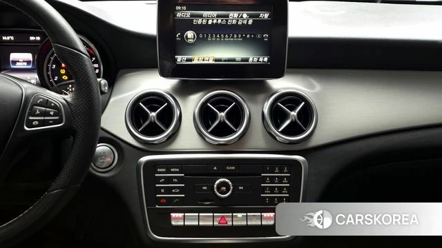Mercedes-Benz GLA-Class X156 2018 Белый из Кореи, фото 4