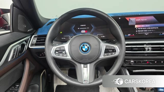 BMW i4 2023 Белый из Кореи, фото 4