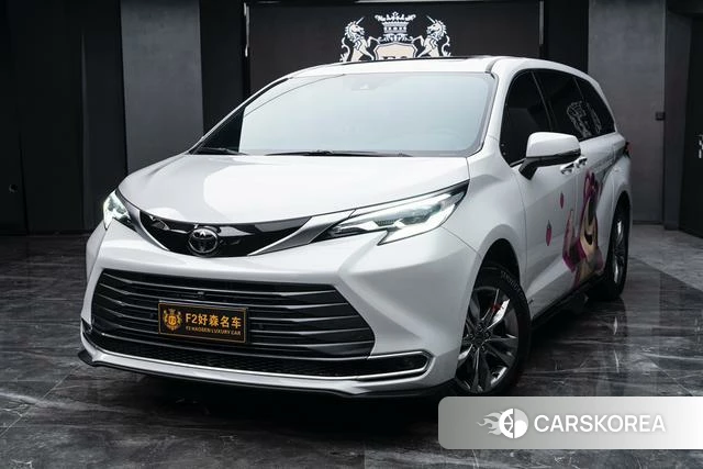 Toyota Sienna 2025 Белый из Китая, фото 4