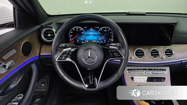 Mercedes-Benz E-Class W213 2021 Белый из Кореи, фото 4