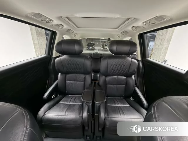 Honda Elysion 2022 Белый из Китая, фото 4