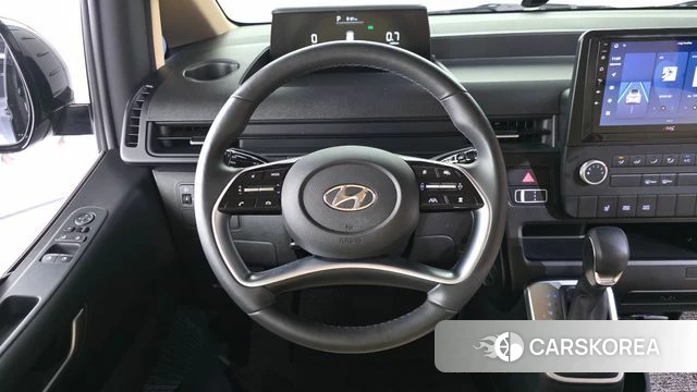 Hyundai Staria 2023 Черный из Кореи, фото 4