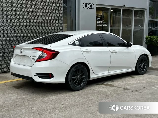 Honda Civic 2021 Белый из Китая, фото 4