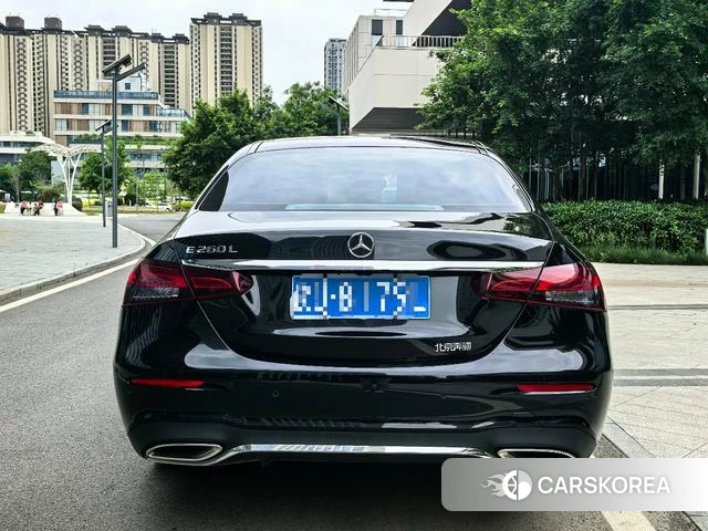 Mercedes-Benz E-Class 2023 Черный из Китая, фото 4