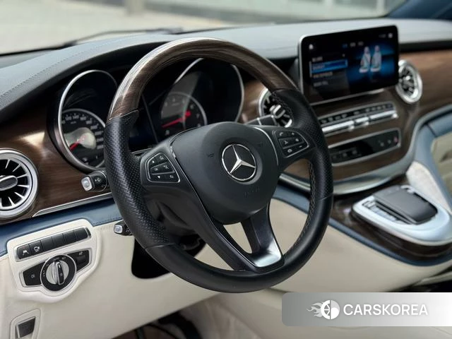 Mercedes-Benz V-Class 2022 Черный из Китая, фото 4