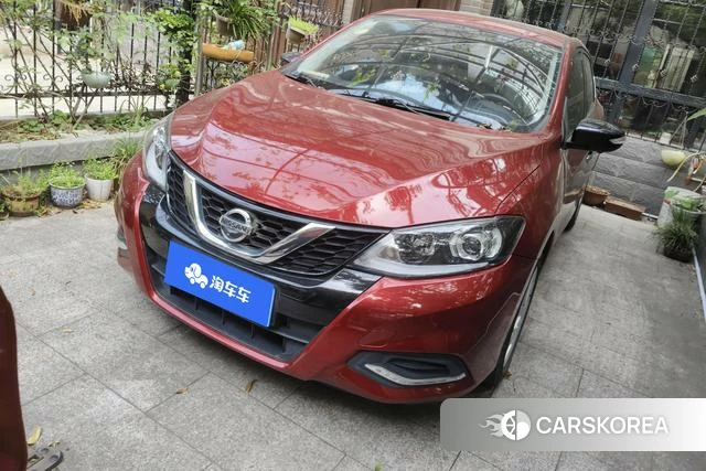 Nissan Tiida 2021 Красный из Китая, фото 4