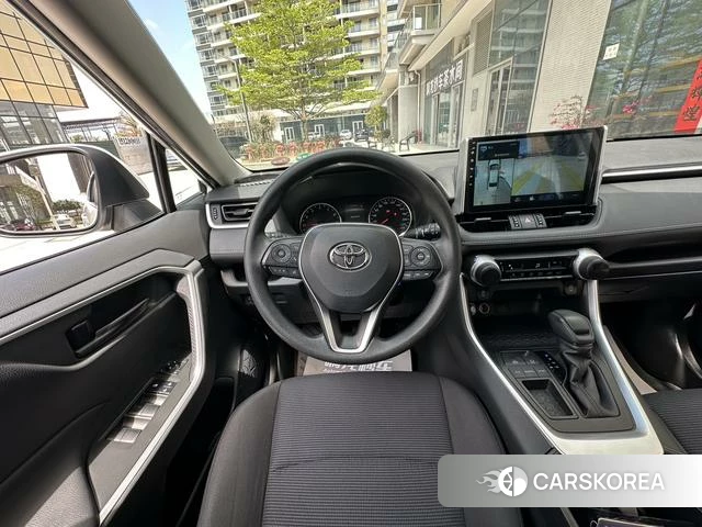 Toyota RAV4 2021 Белый из Китая, фото 4