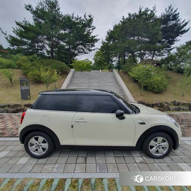 Mini Cooper 2020 Жемчужный цвет из Кореи, фото 4