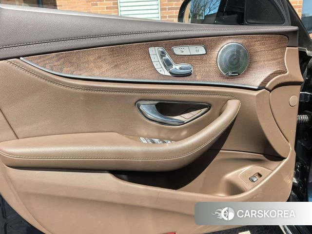 Mercedes-Benz E-Class 2023 Зеленый из Китая, фото 4