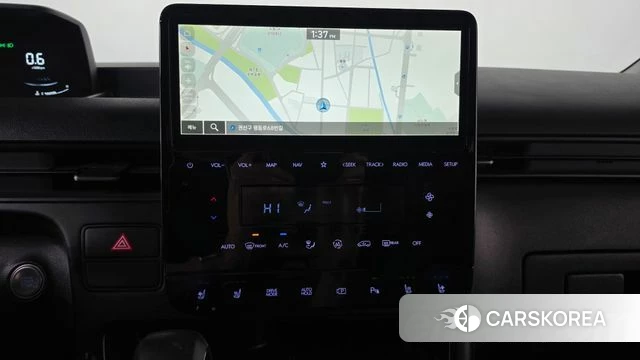 Hyundai Staria 2025 Белый из Кореи, фото 4