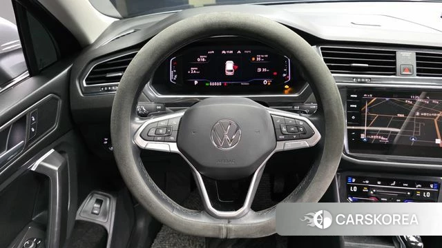 Volkswagen Tiguan Allspace 2023 Серый из Кореи, фото 4