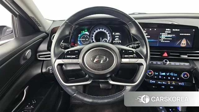 Hyundai Avante Hybrid (CN7) 2022 Белый из Кореи, фото 4